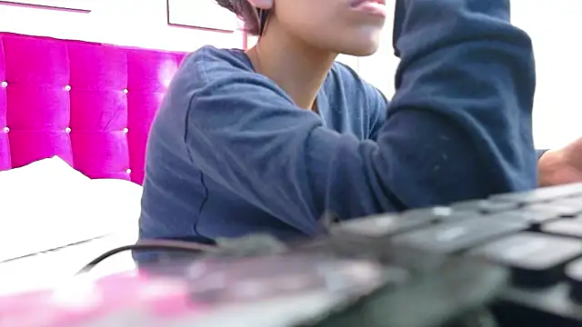 yourcuteneighbourr 라이브 XXX 채팅