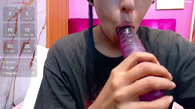 yourcuteneighbourr Chat XXX in diretta