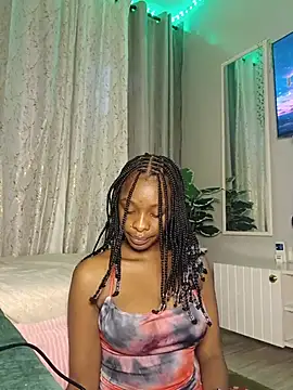 Yoyo-__ live XXX chat