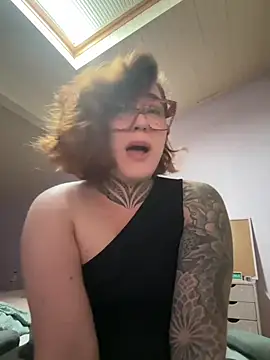 XXX chat uživo modela MashapinkX