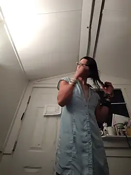 gurlnips webkamerás műsora