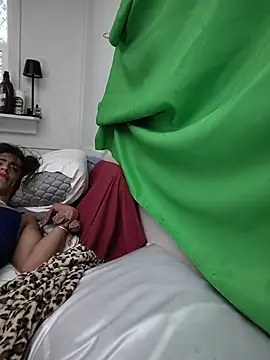 Webkamerová show gurlnips