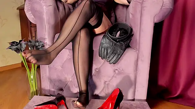 عرض كام LadyLeather