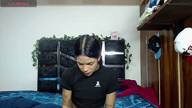 alexa-xxx- Adlı Modelin Web Kamerası Şovu