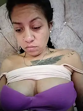 Czat XXX na żywo – Tiphanydirty3