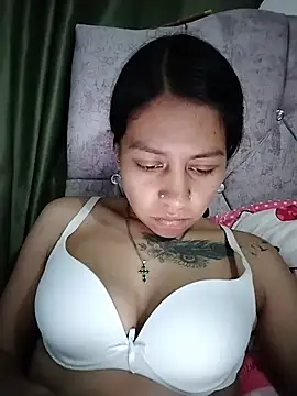 XXX chat uživo modela Tiphanydirty3