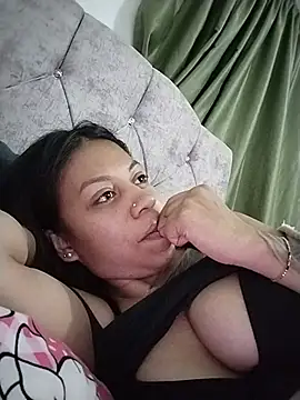 Tiphanydirty3 live XXX chat
