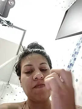 Tiphanydirty3 লাইভ XXX চ্যাট