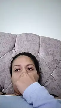Tiphanydirty3 Adlı Modelin Canlı XXX Sohbeti