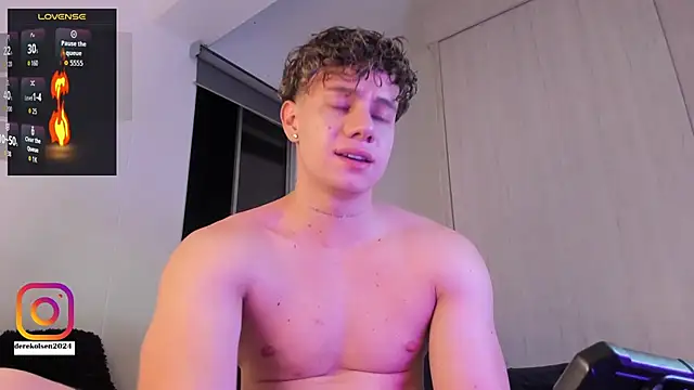 DerekOlsen's Live XXX Chat