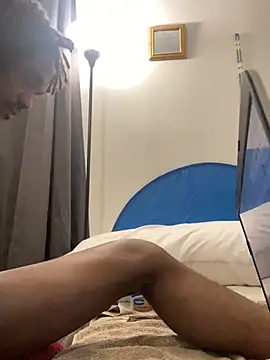 Hugedick0071's Webcam Show