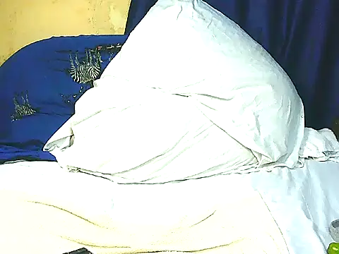 Sala de chat ao vivo de elukh4499