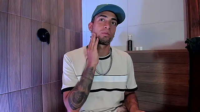 DrakeNeumann Webcam show