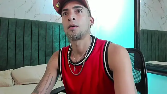 DrakeNeumann 网络视讯表演
