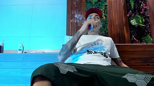 DrakeNeumann's Webcam Show