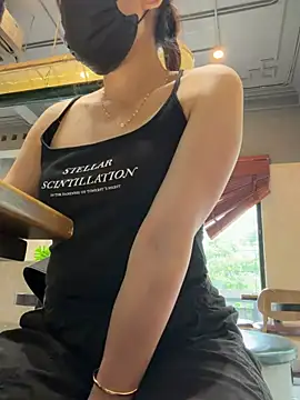 Tina_995 网络视讯表演