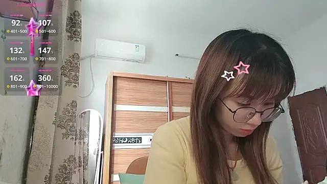 Lili_666's Live XXX Chat