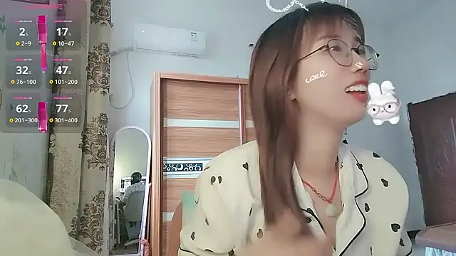 Lili_666's Live XXX Chat