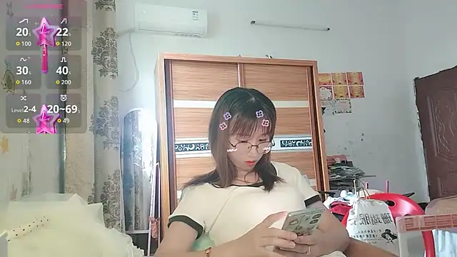 Lili_666 现场XXX聊天