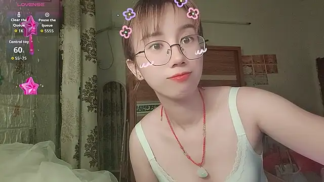 Lili_666 Live XXX-chat