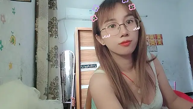 Lili_666's Live XXX Chat