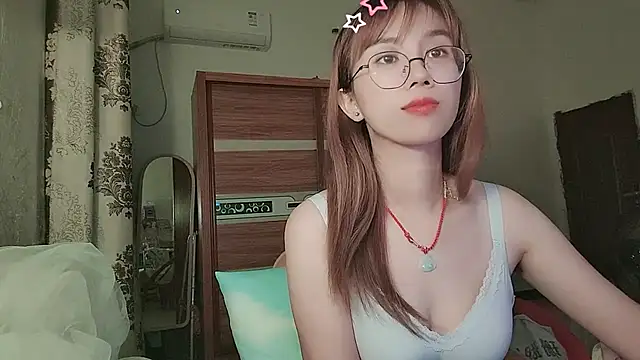 Czat XXX na żywo – Lili_666