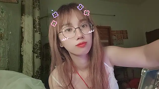 Lili_666's Live XXX Chat