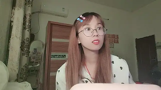Lili_666 live XXX chat