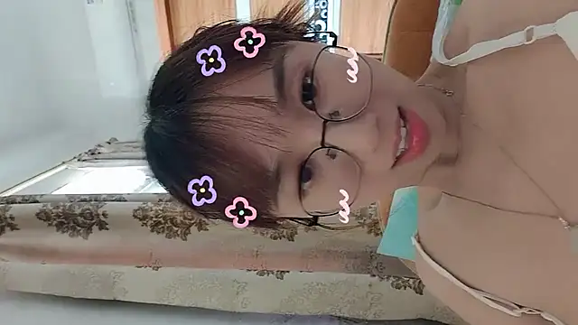 Živý XXX chat Lili_666