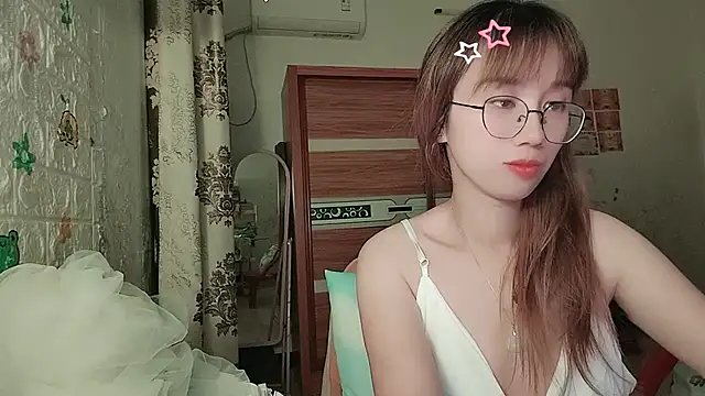 Lili_666's Live XXX Chat