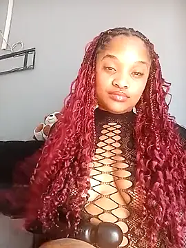 CREAMYCUPCAKExxx Chat XXX live