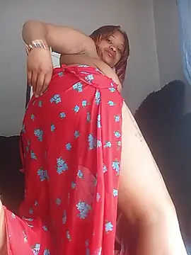 Show de CREAMYCUPCAKExxx na webcam