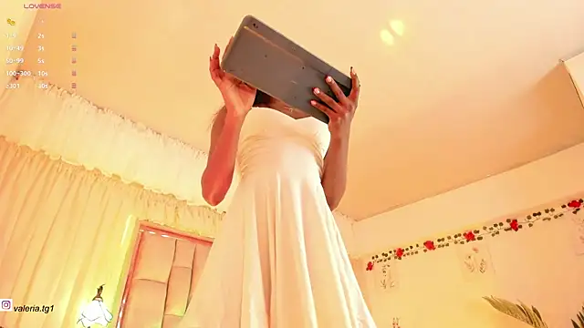 Valeria_Thompson1 – webcam-show