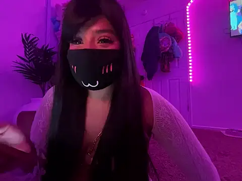 הופעת וובקאם של Onlypawzz