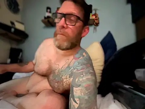 Tattooednakedguyのウェブカメラショー