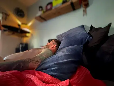 Tattooednakedguy Webcam-Show