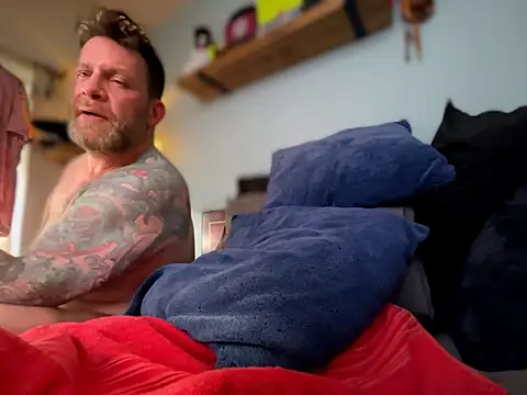 Show webcam de Tattooednakedguy