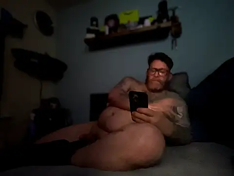 Pokazy przed kamerką – Tattooednakedguy