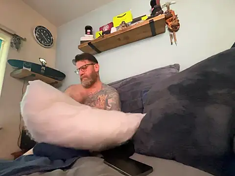 Tattooednakedguy's Webcam Show