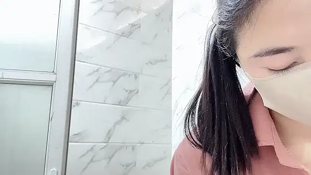 Czat XXX na żywo – LinhChi_9x