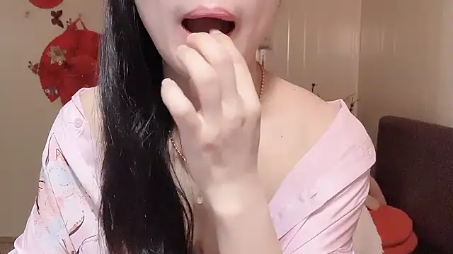 LinhChi_9x élő XXX-chatje