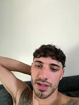 lebaneseking 网络视讯表演