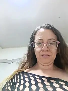 miss_hanna07 élő chatszobája