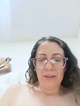 miss_hanna07 Adlı Modelin Canlı XXX Sohbeti
