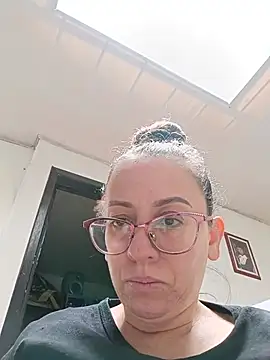 XXX chat uživo modela miss_hanna07