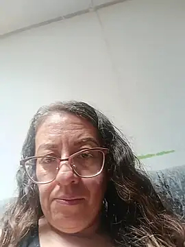 Chat +18 de miss_hanna07 ao vivo