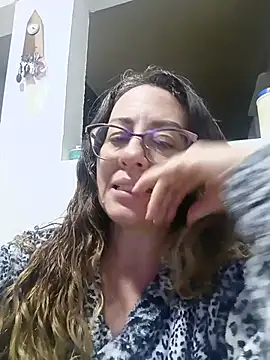 XXX chat uživo modela miss_hanna07