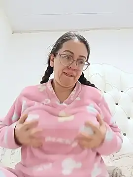 Živý XXX chat miss_hanna07