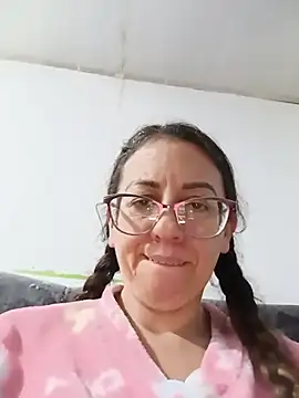 Chat XXX ao vivo de miss_hanna07