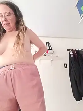 Czat XXX na żywo – miss_hanna07